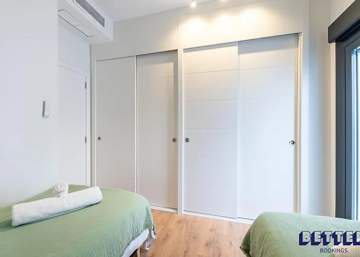 Boho 100m To By Better Bookings * Естепона