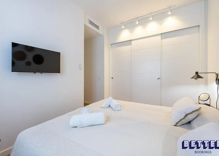 Boho 100m To By Better Bookings * Естепона